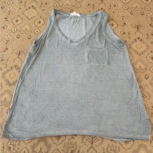 Women's Gray Sleeveless Top